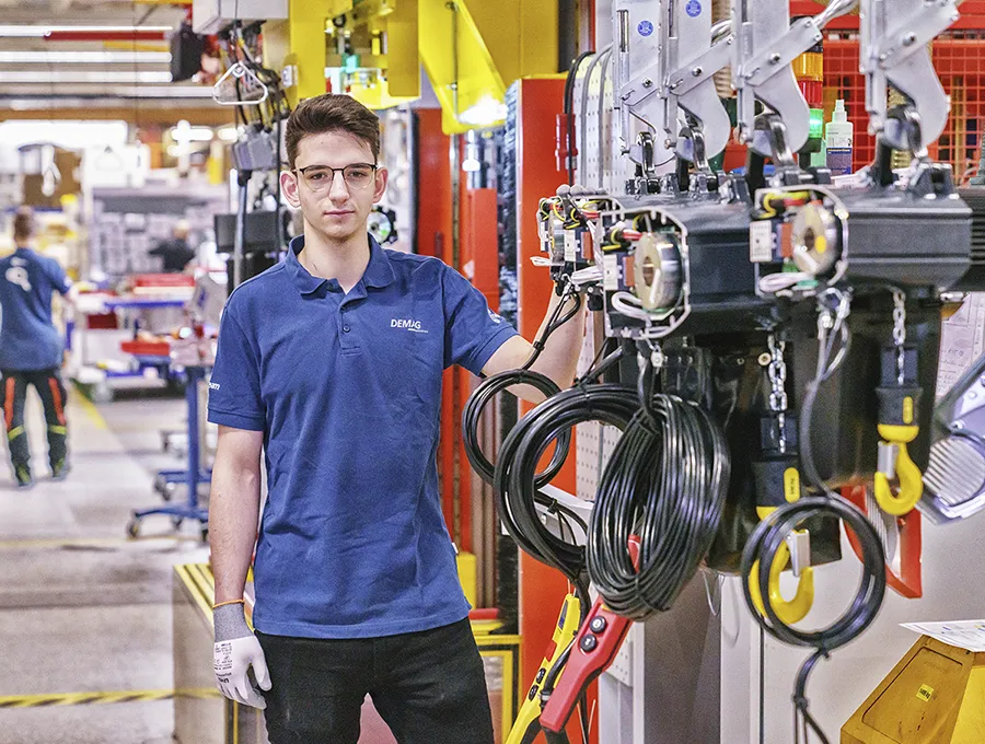 Porträt Mitarbeiter in der Produktion